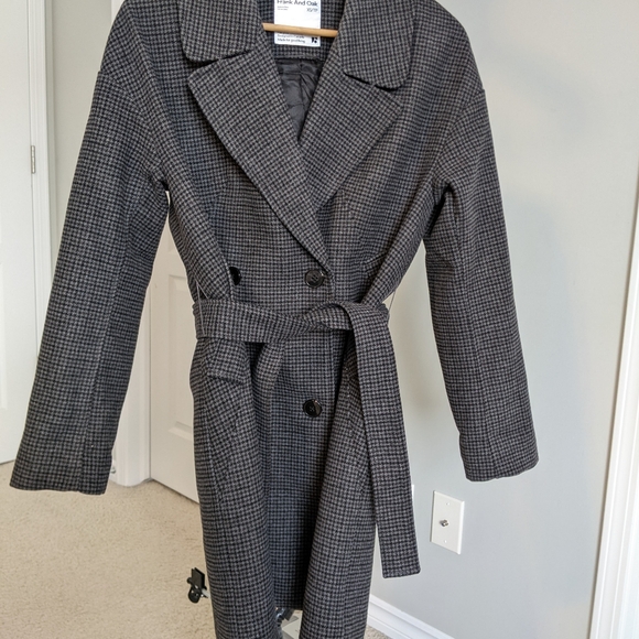 Frank and Oak wool-blend cocoon coat - Picture 1 of 11